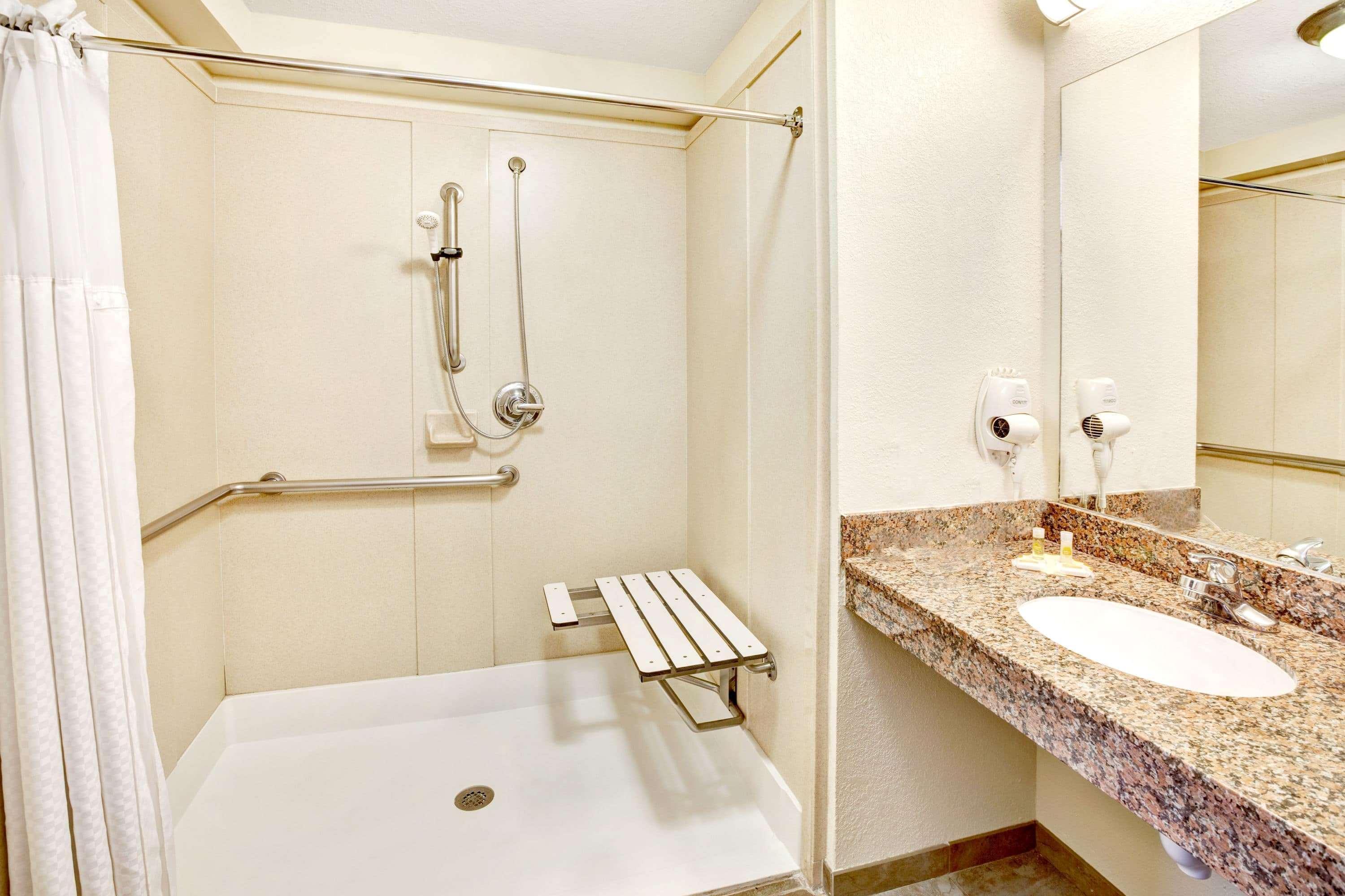 Days Inn By Wyndham Oklahoma City/Moore Экстерьер фото