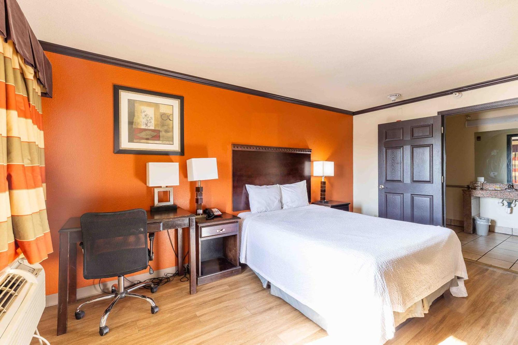Days Inn By Wyndham Oklahoma City/Moore Экстерьер фото