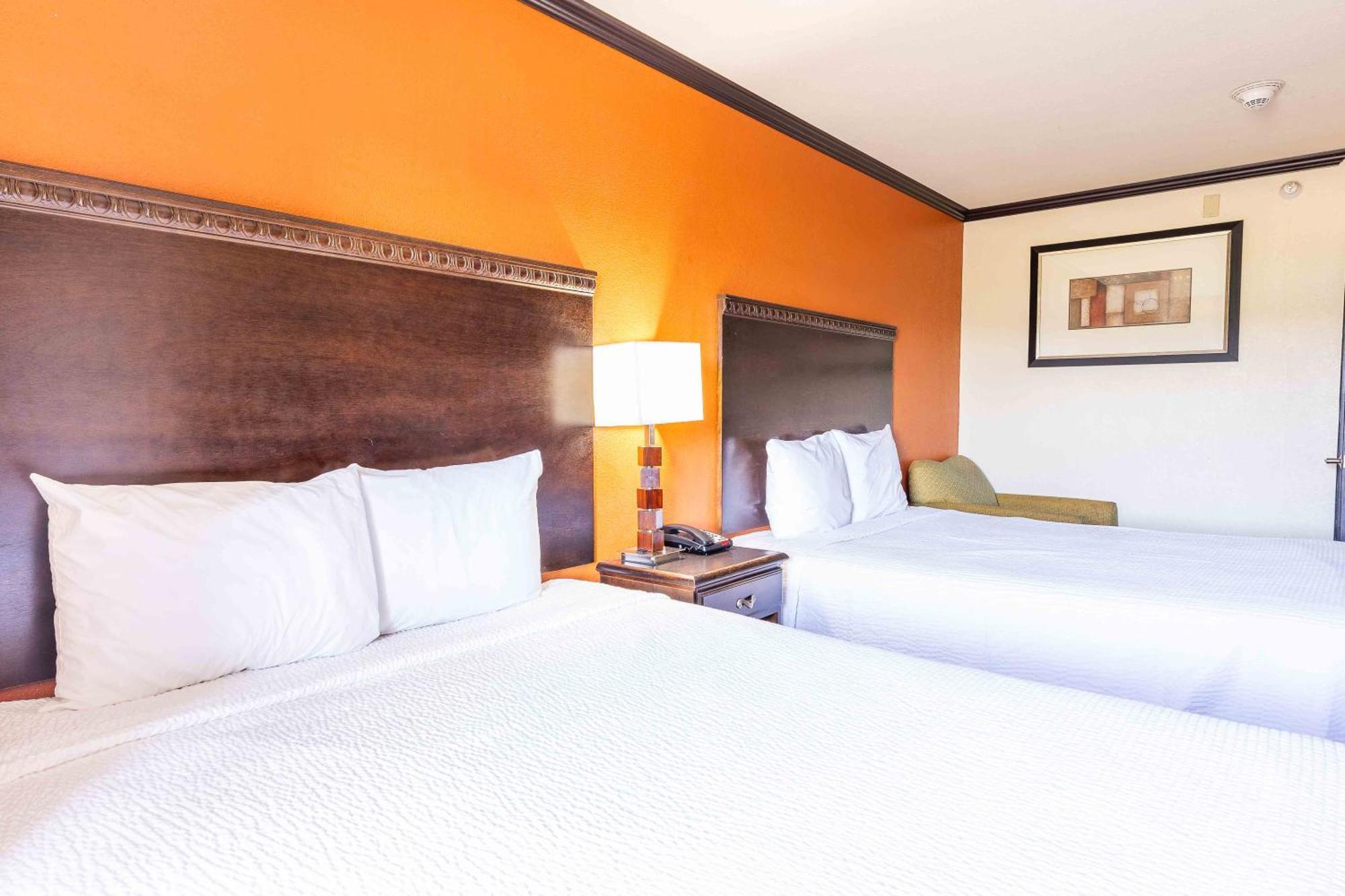 Days Inn By Wyndham Oklahoma City/Moore Экстерьер фото