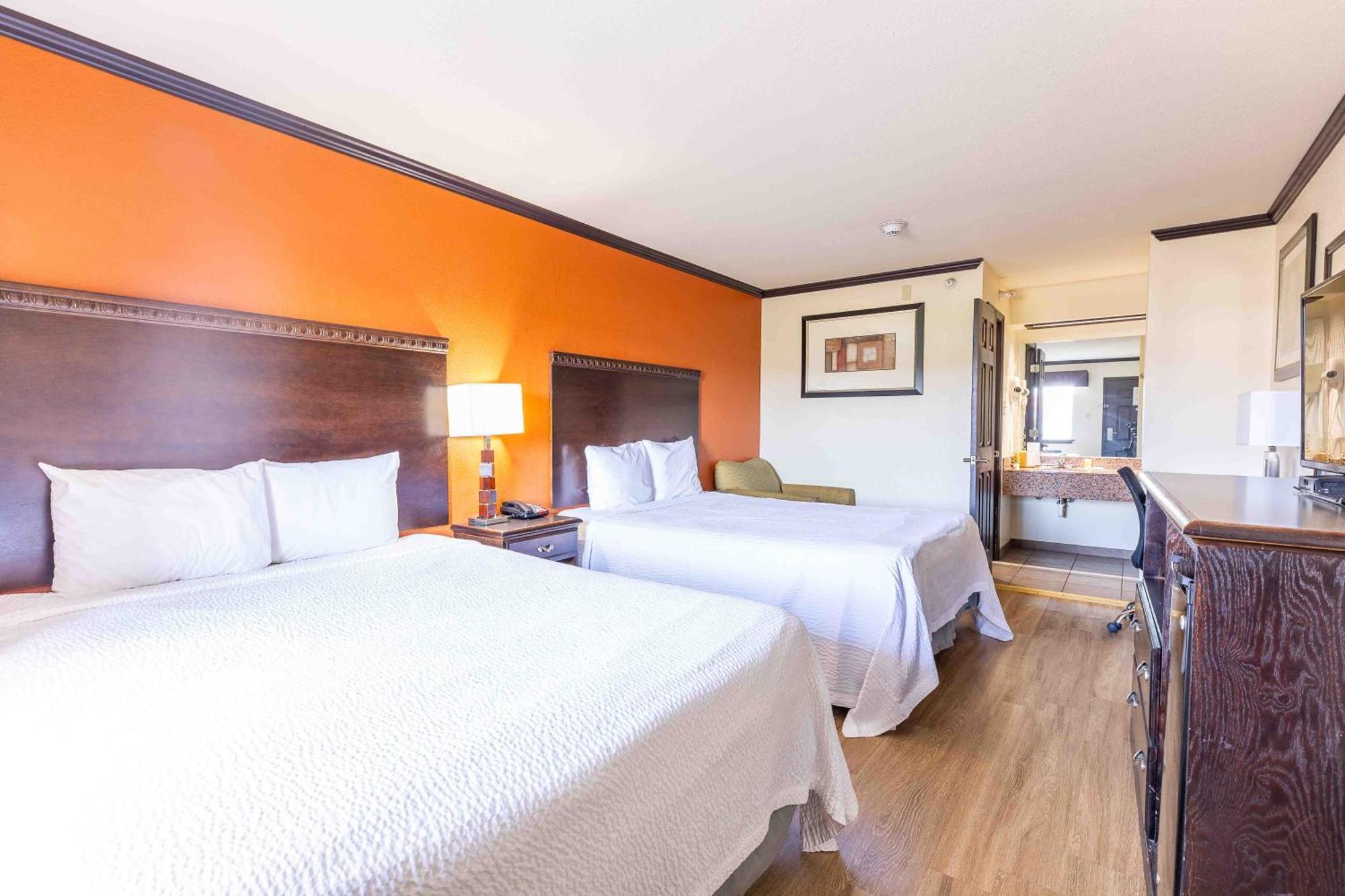 Days Inn By Wyndham Oklahoma City/Moore Экстерьер фото