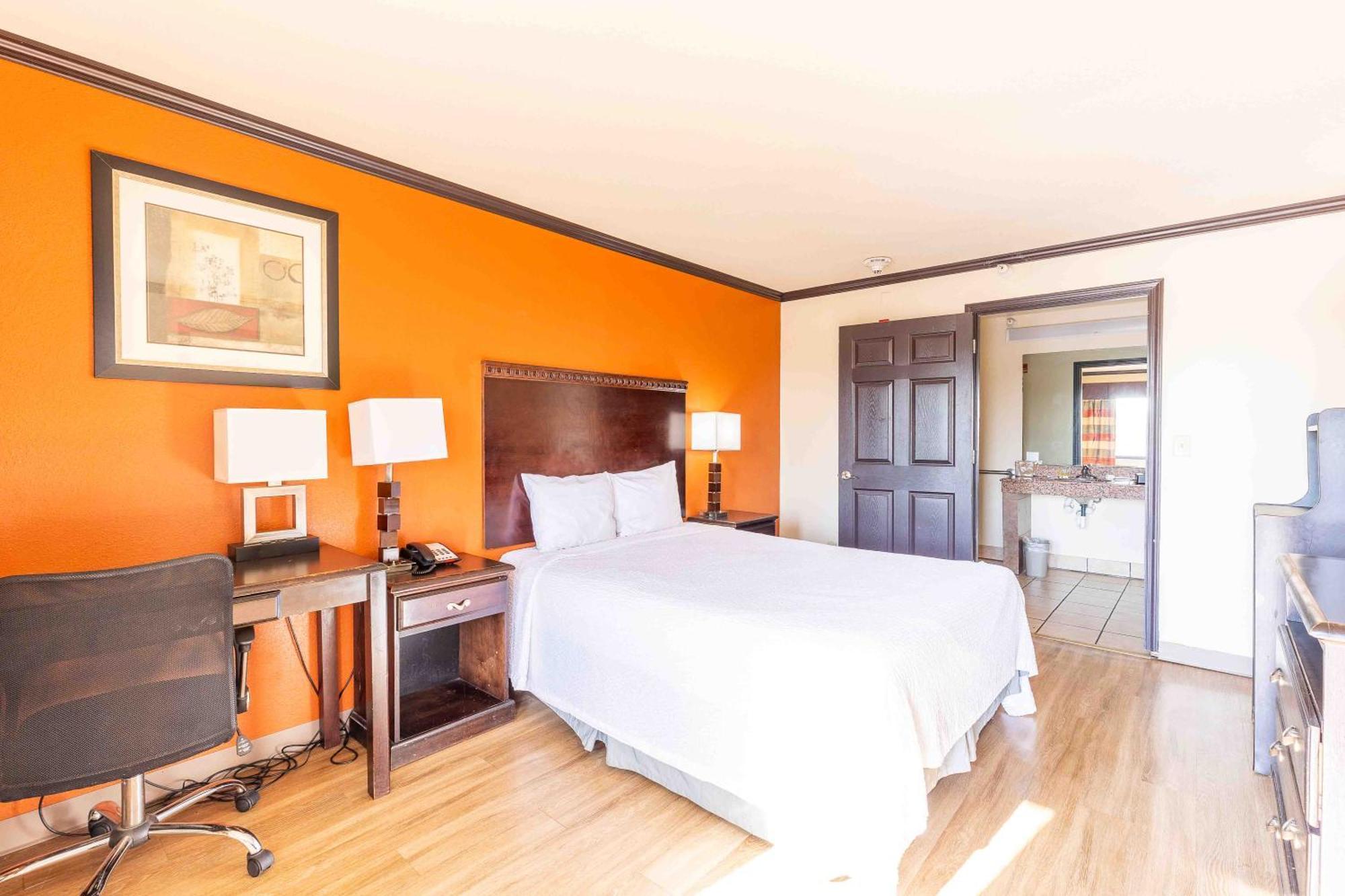 Days Inn By Wyndham Oklahoma City/Moore Экстерьер фото